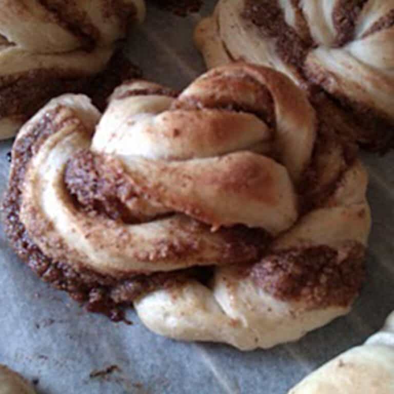 kanelsnurrer med marcipan