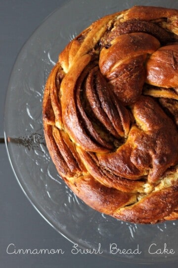 kanelbrød med karamelsauce - flettet kanelkrans