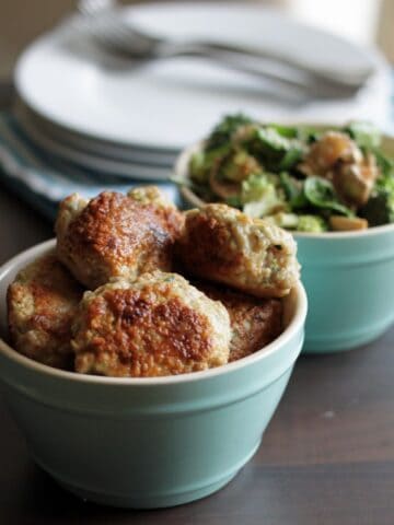 Kyllingdeller med squash - frikadeller på hakket kylling