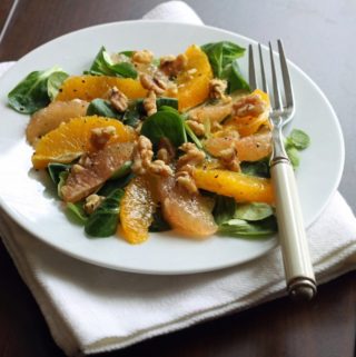 Appelsin grape salat med valnødder