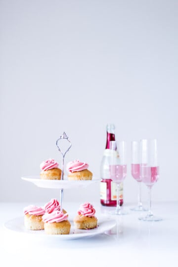 champagne cupcakes med frosting - muffins - festmad - opskrift