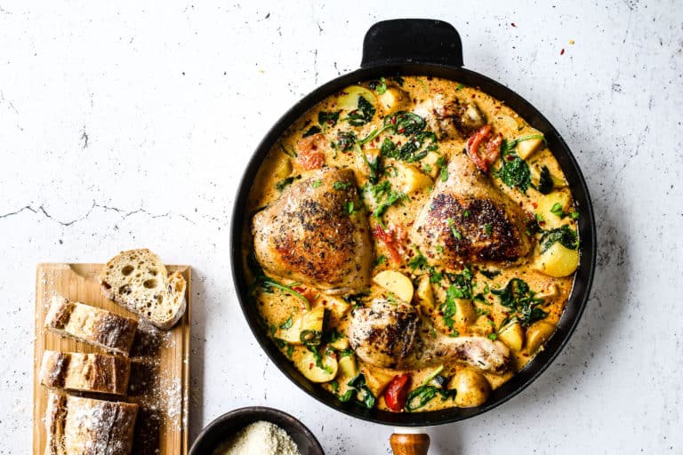 Kylling og kartofler i spinat/parmesansauce nem aftensmad kylling