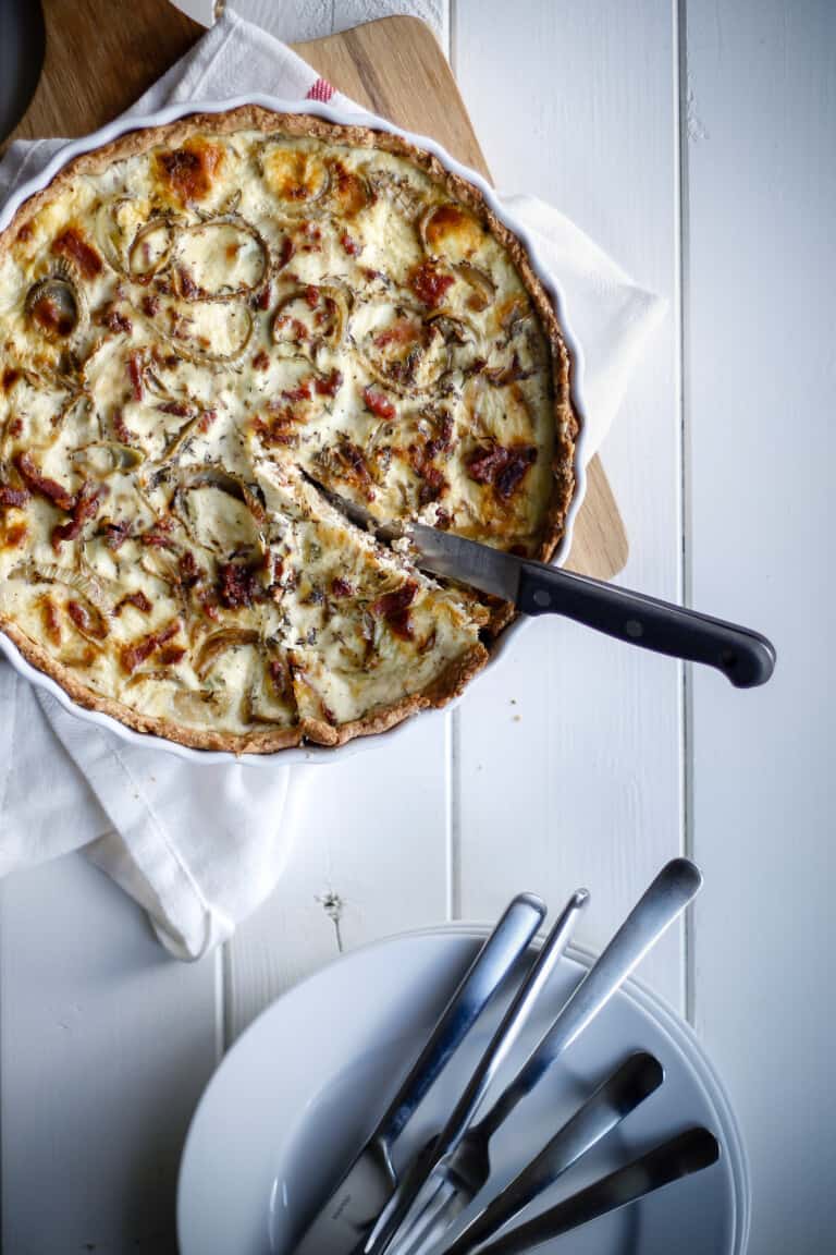 Tærte med bacon og vesterhavsost