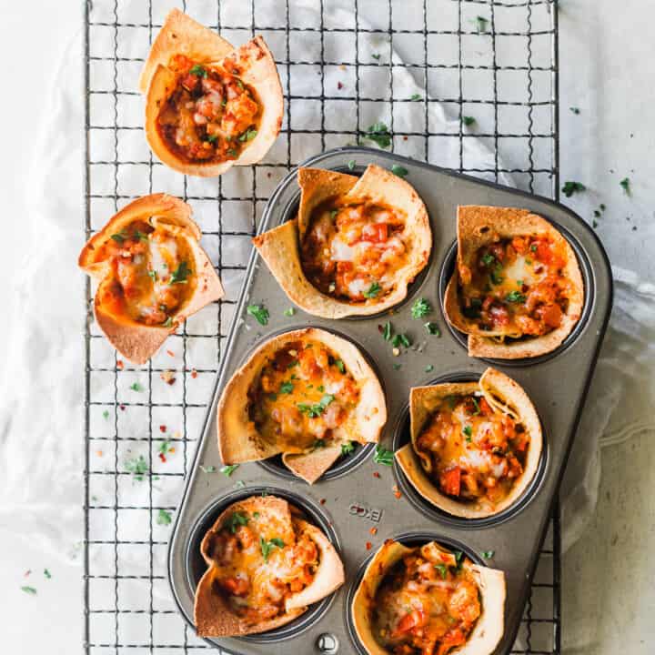 Taco muffins - opskrift på små og lækre tortilla muffins med fyld Taco muffins - opskrift på små og lækre tortilla muffins med fyld