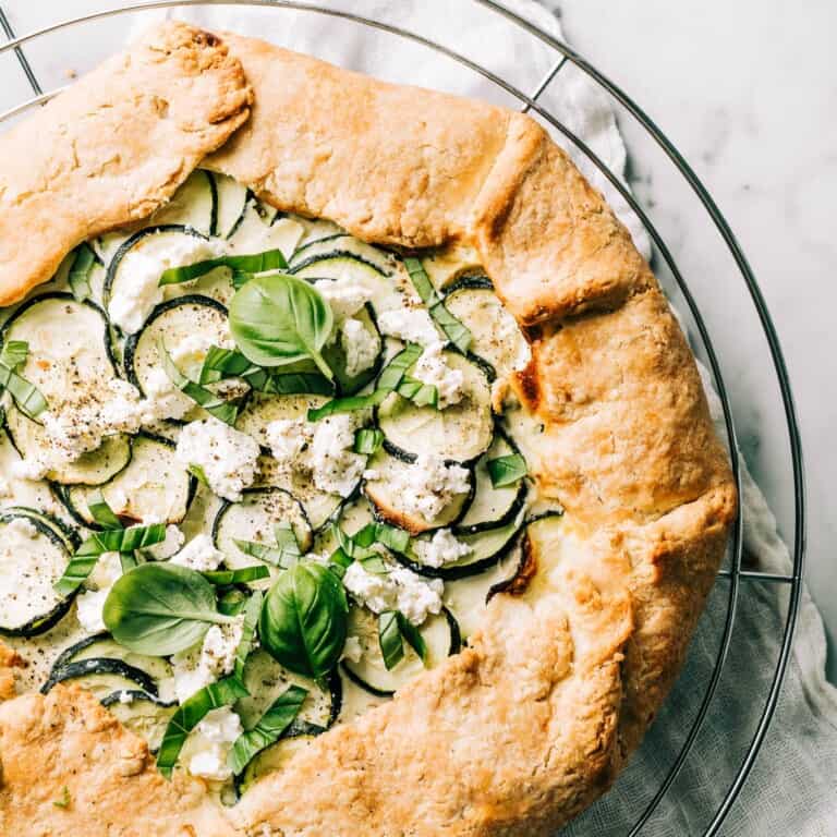 Galette med squash og parmesan