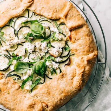 Galette med squash og parmesan